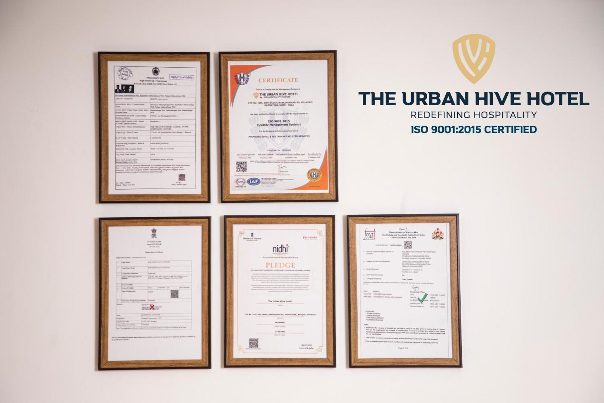 The Urban Hive Hotel Belgaum Buitenkant foto